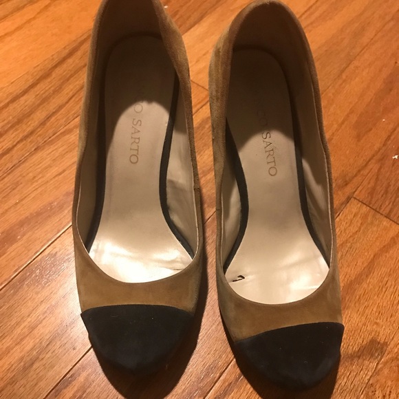 SOLD-Color block heels - Picture 2 of 3